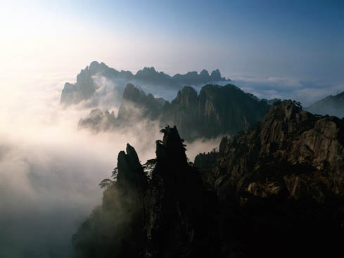 Huangsan China Photos. It was formerly known as Yishan Mountains in the era 